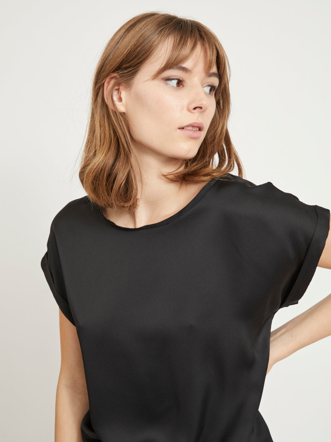 VIELLETTE T-shirts & Tops - black